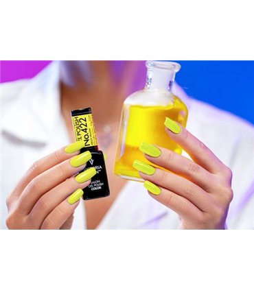 Victoria Vynn - Gel Polish 422 Hello Yellow - 8ml